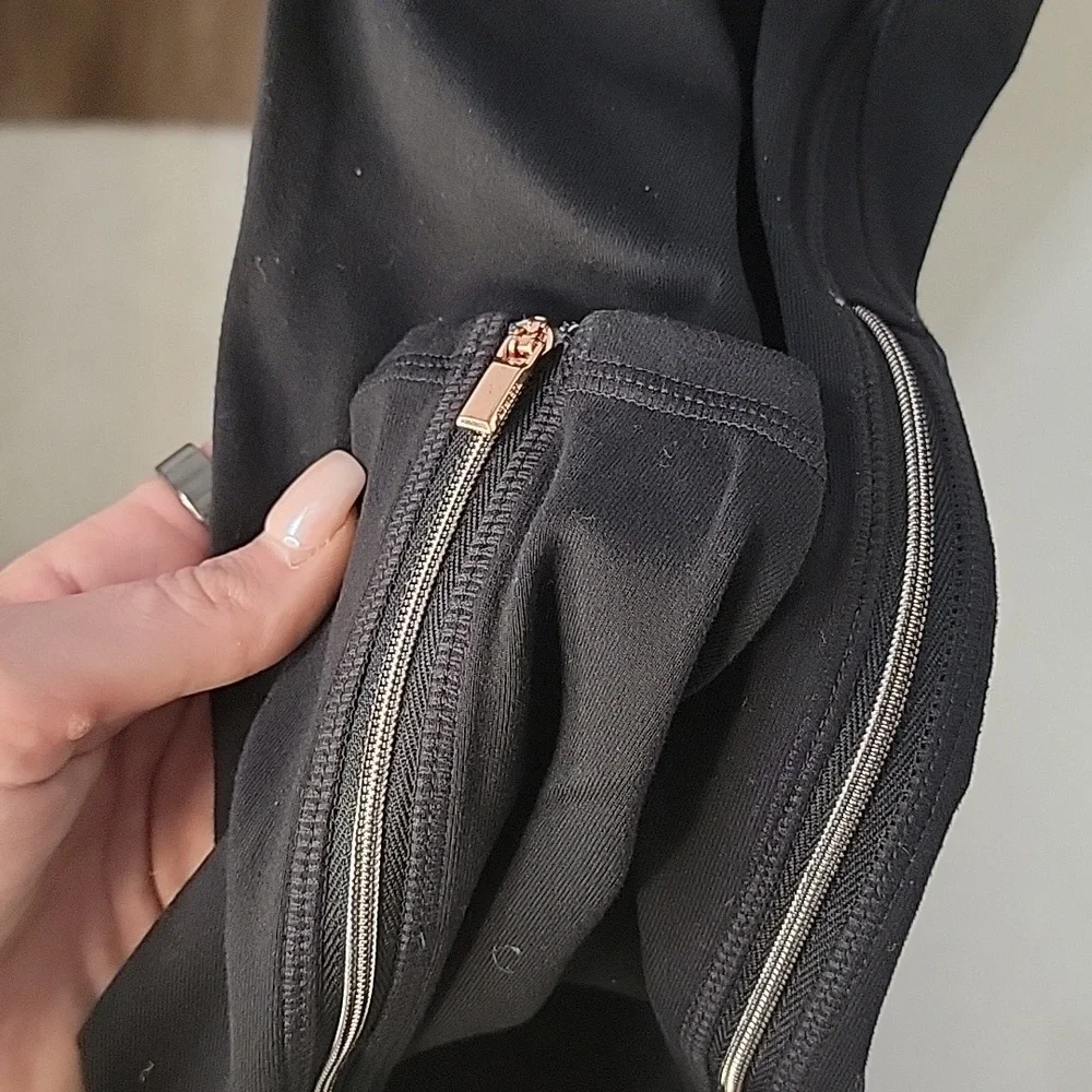 Athleta Tall Chaturanga Zipper Leggings - Picture 5 of 9